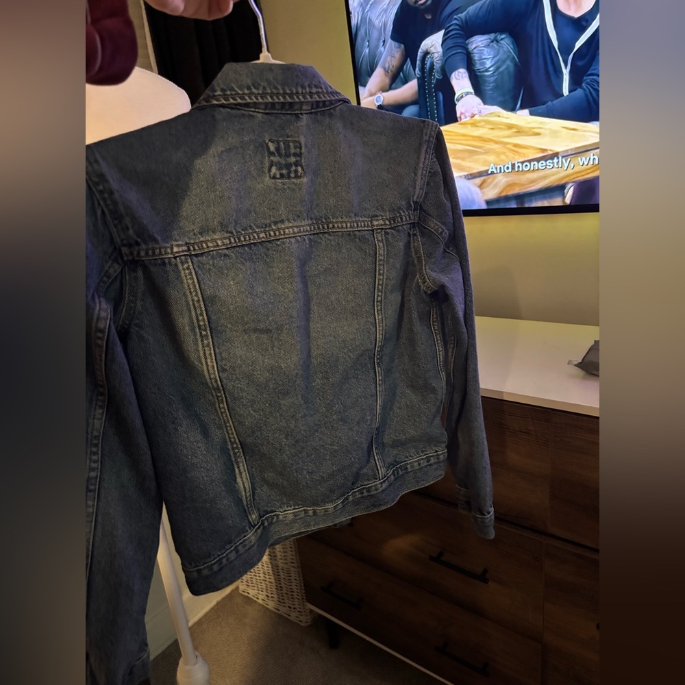 GAP Kids Classic Blue Jean Jacket - Picture 4 of 4